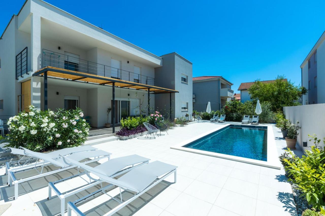 Sweet Apartment