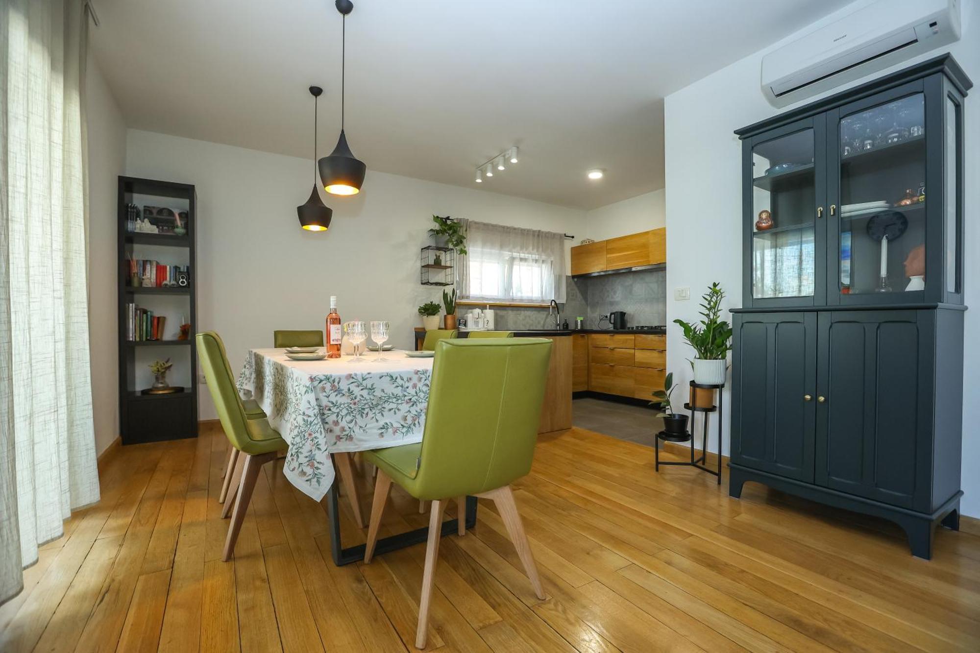 Sweet Apartment