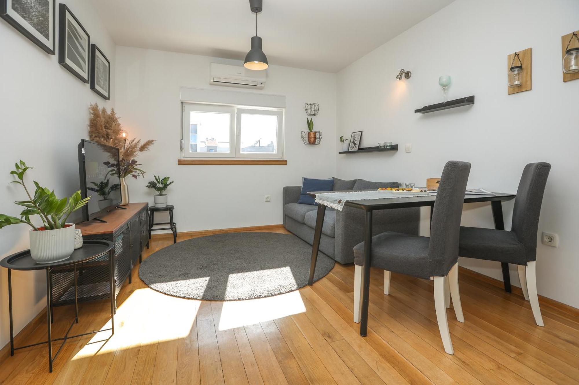 Sweet Apartment