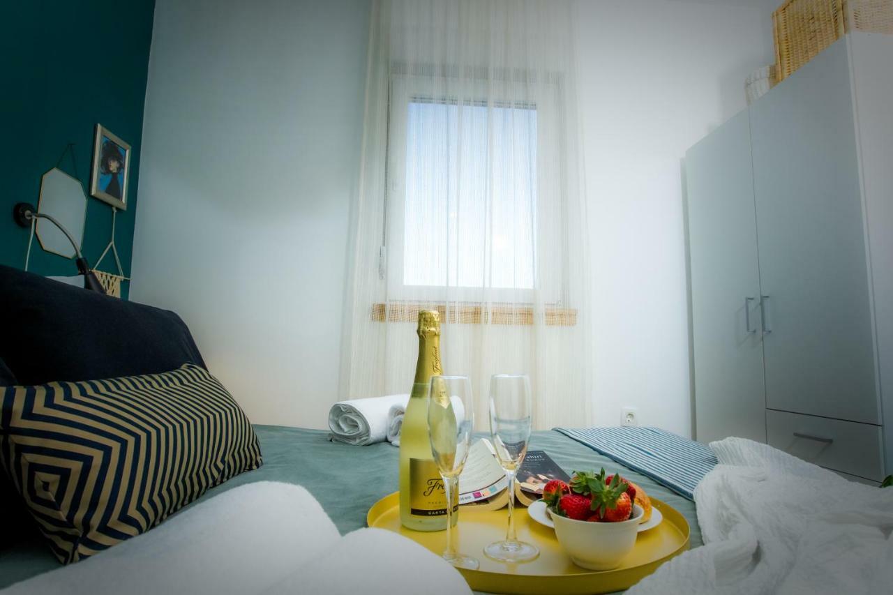 Apartment Sweet *